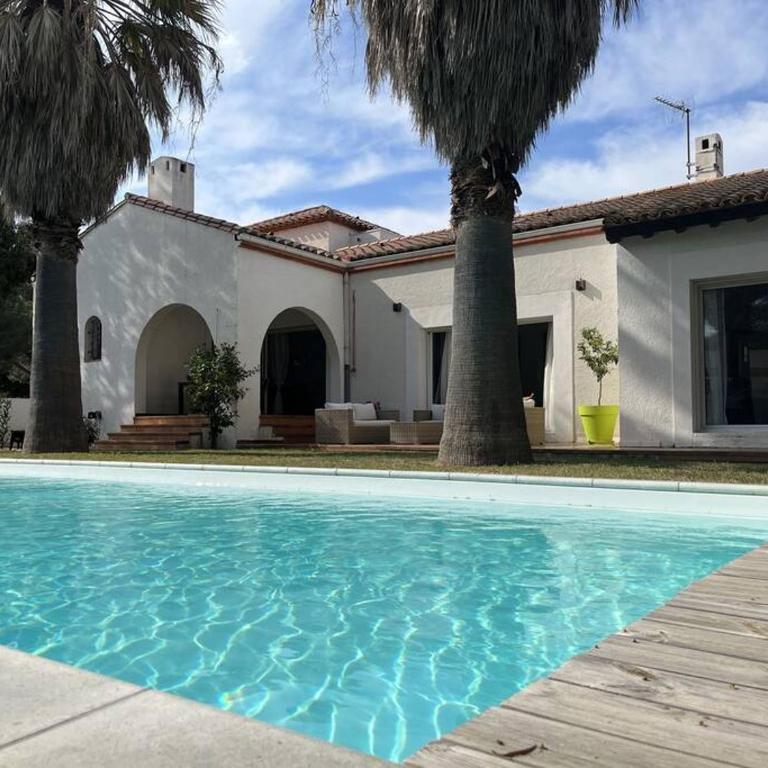 Villa avec magnifique piscine et grand jardin, à 2 pas du golf et de la plage - Villa with Private Pool - 1