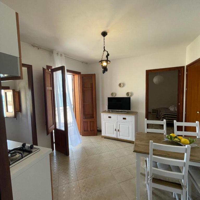 Appartamento L'Agnuni - Casa con 2 Camere da Letto - 3