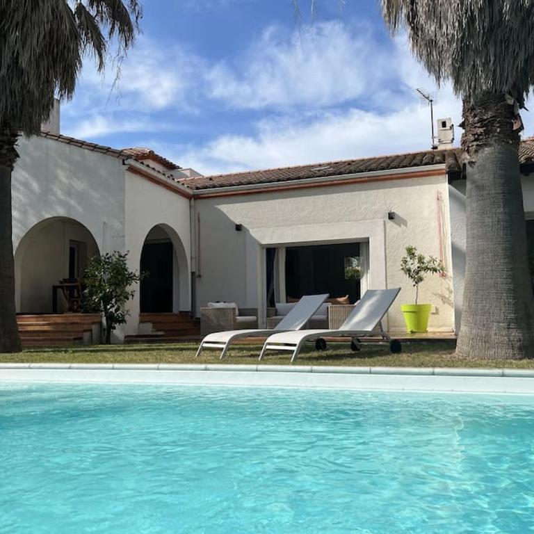 Villa avec magnifique piscine et grand jardin, à 2 pas du golf et de la plage - Villa with Private Pool - 11