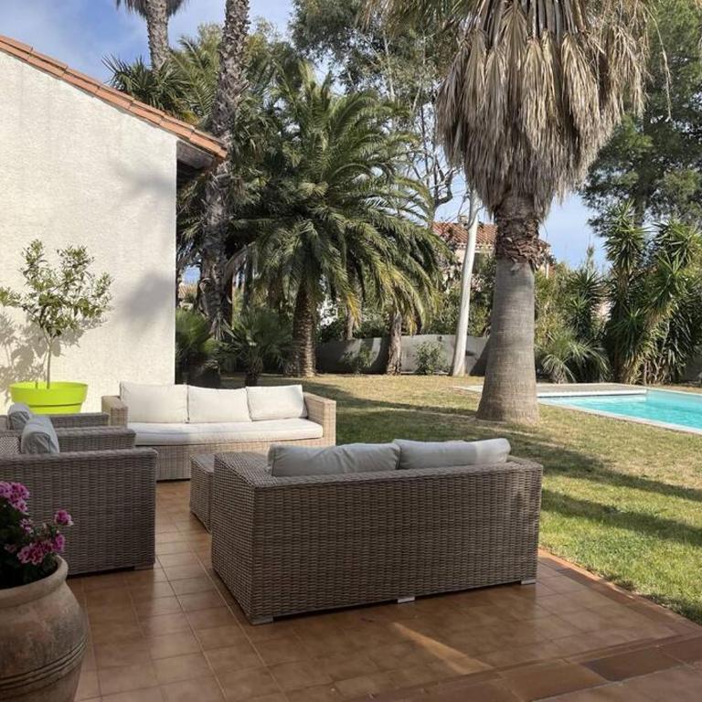 Villa avec magnifique piscine et grand jardin, à 2 pas du golf et de la plage - Villa with Private Pool - 26