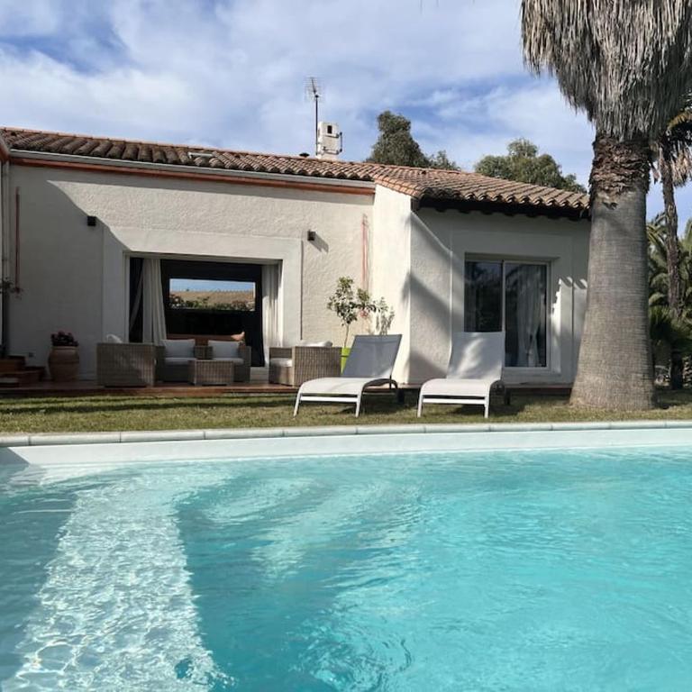 Villa avec magnifique piscine et grand jardin, à 2 pas du golf et de la plage - Villa with Private Pool - 12
