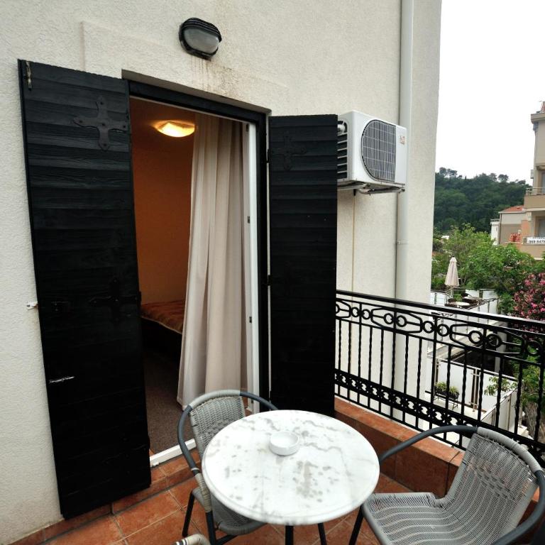 Vila Đurić - Ex Hotel Đurić - Junior Suite - 4