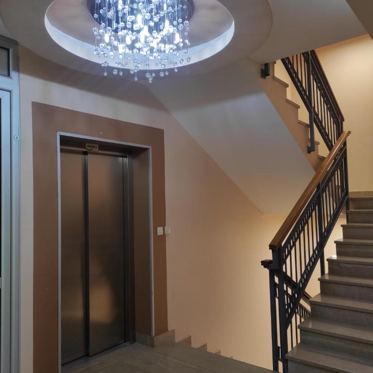Cozy Studio K with Kitchen & WiFi in Heart of Podgorica - Apartman sa 1 Spavaćom Sobom - 3