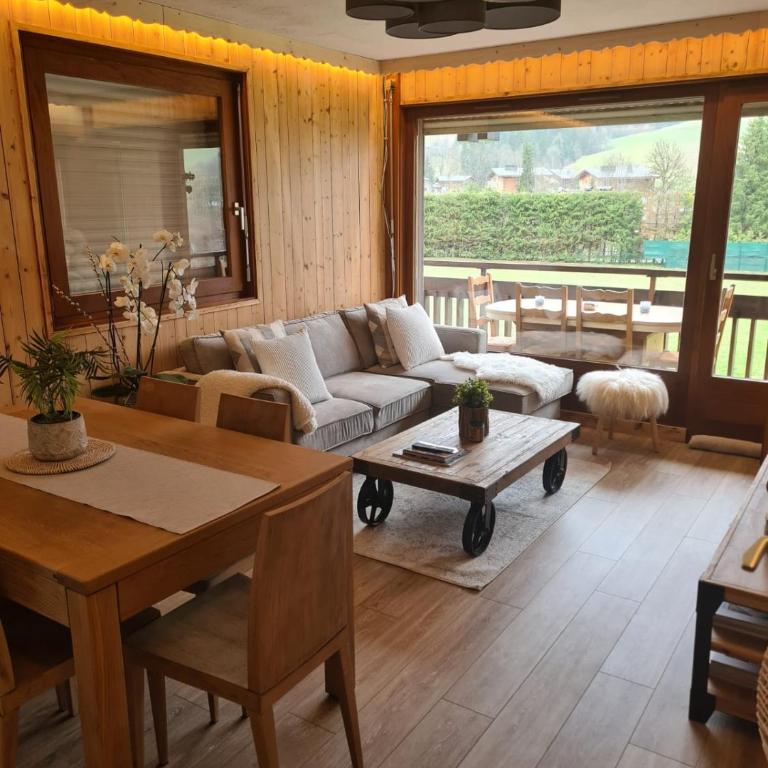 Luxury holidays apartment Praz sur Arly - Appartement avec Vue sur la Montagne - 1