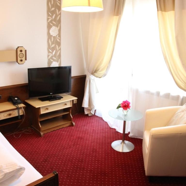 Kurhotel Würdinger Hof - Classic Einzelzimmer mit Balkon - 2