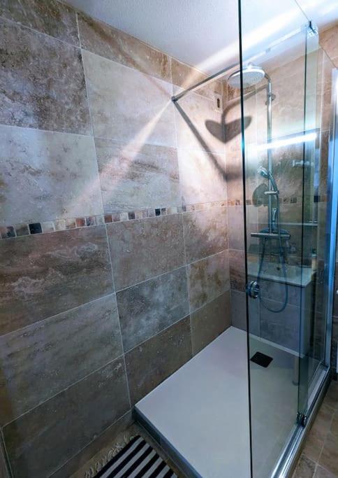 Appartement cosy, superbe vue mer, piscine. - Appartement 1 Chambre - 45