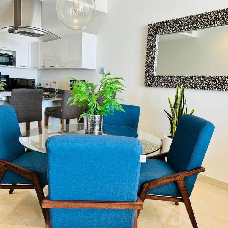 Lujoso departamento frente al mar/camino al mar - Two-Bedroom Apartment - 7