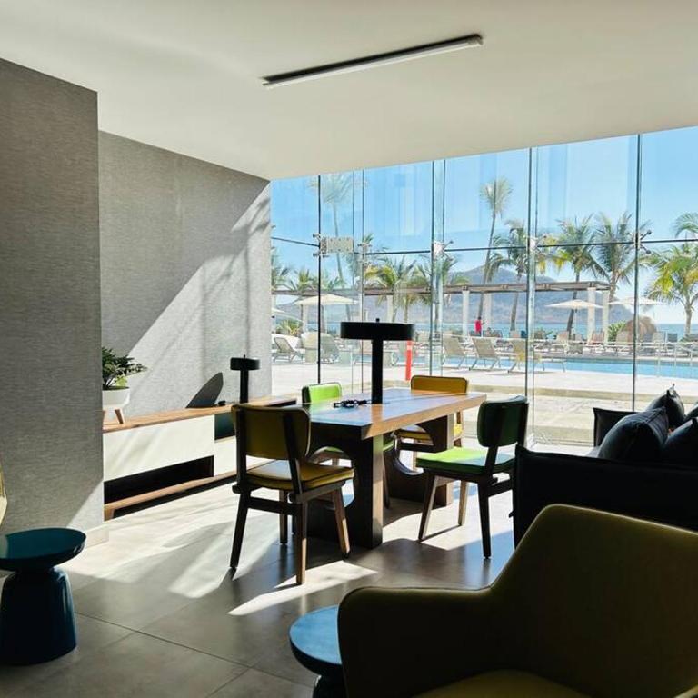 Lujoso departamento frente al mar/camino al mar - Two-Bedroom Apartment - 29