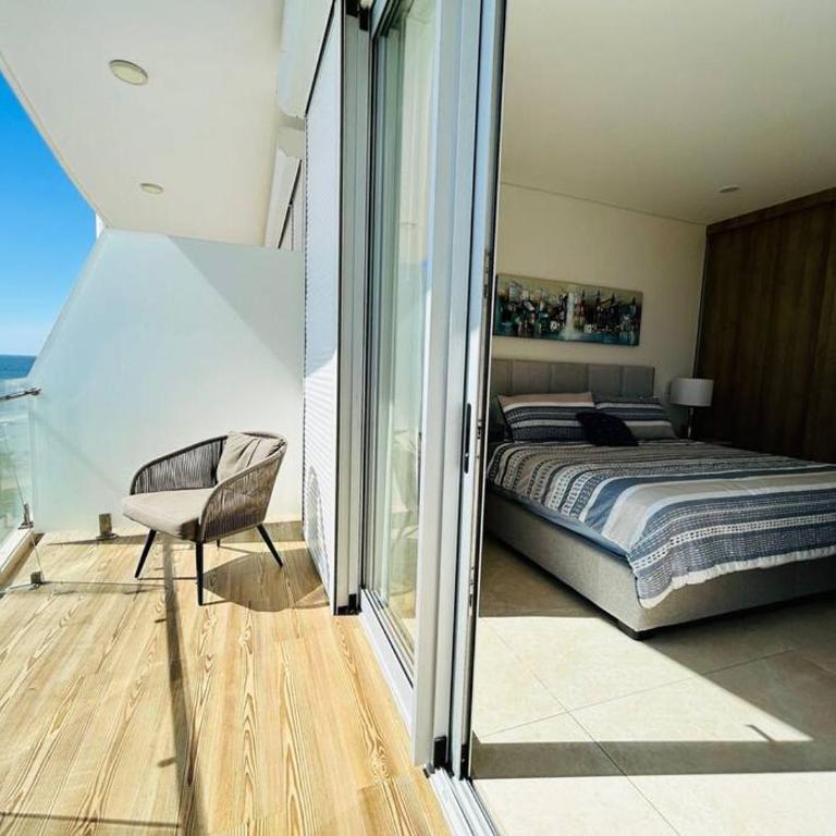 Lujoso departamento frente al mar/camino al mar - Two-Bedroom Apartment - 32