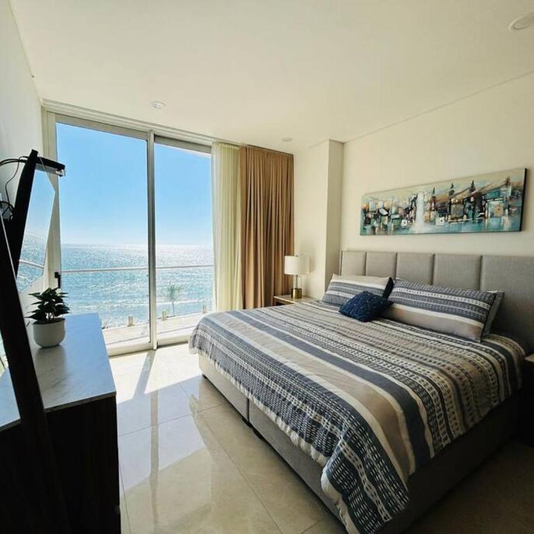 Lujoso departamento frente al mar/camino al mar - Two-Bedroom Apartment - 46