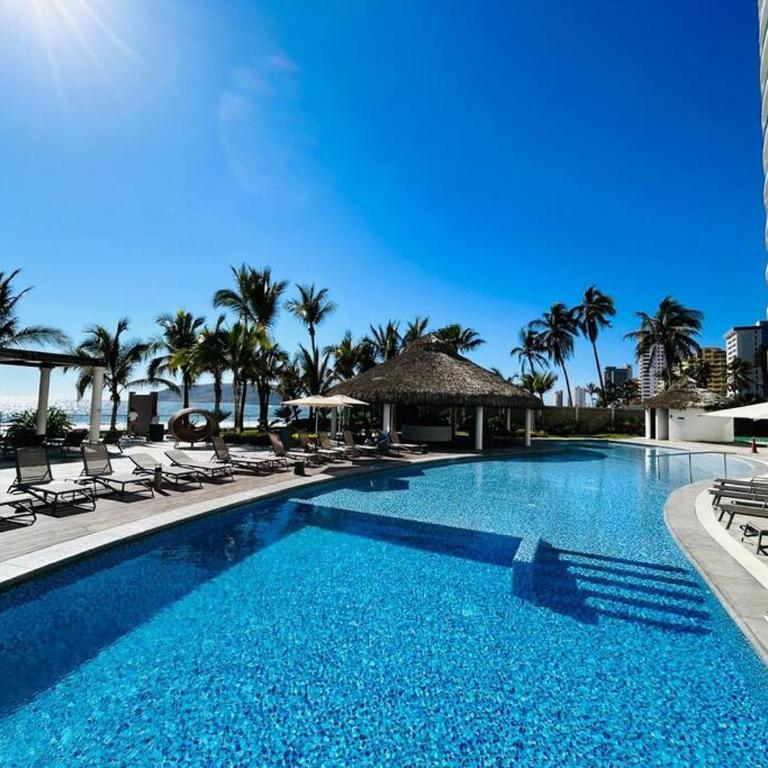 Lujoso departamento frente al mar/camino al mar - Two-Bedroom Apartment - 47