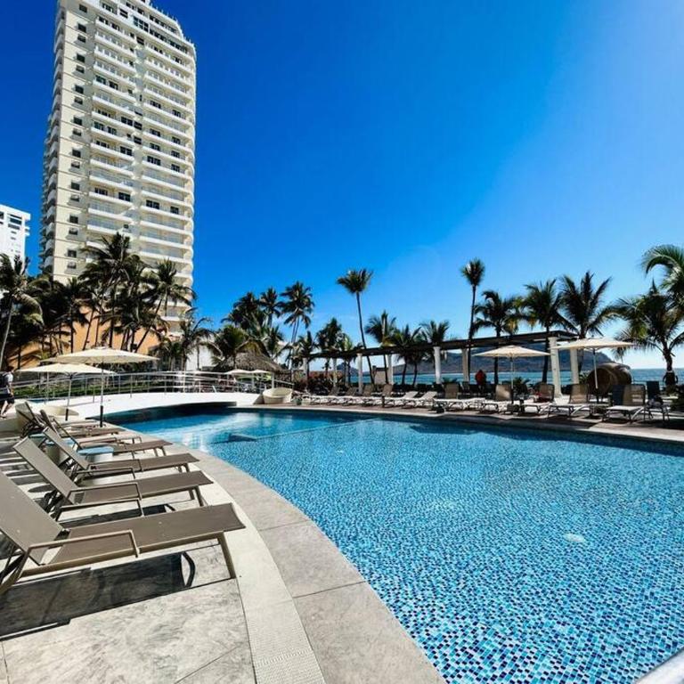 Lujoso departamento frente al mar/camino al mar - Two-Bedroom Apartment - 48