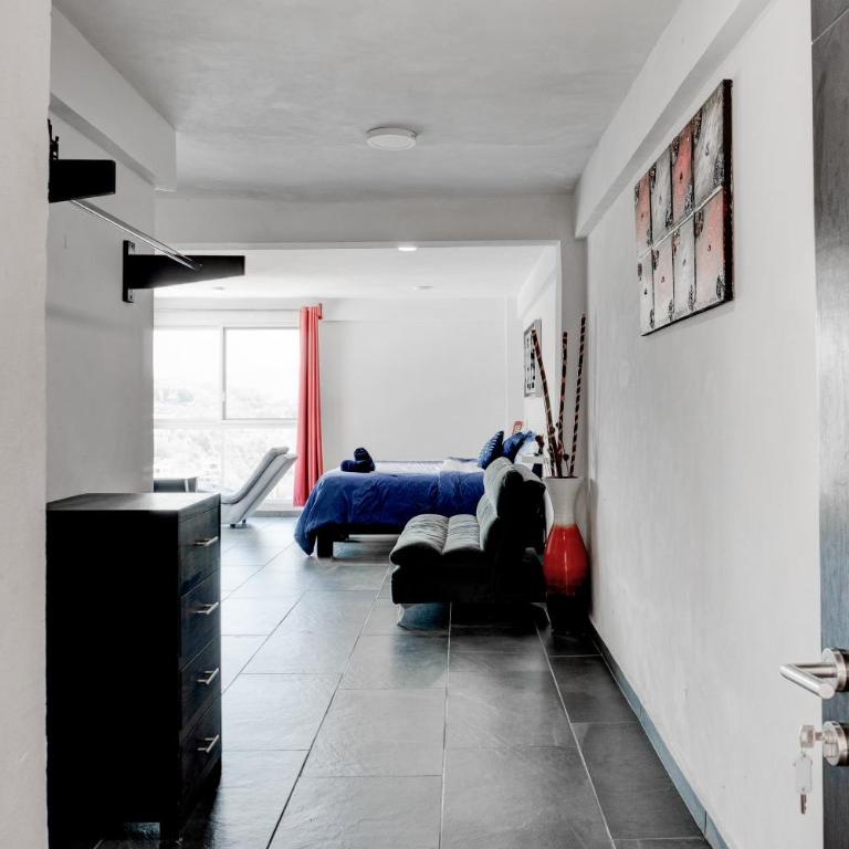 Villa Palaxs - Triple Room with City View - 4
