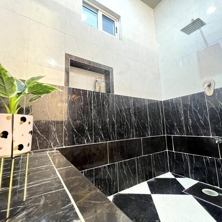 Acogedor y colorido estudio con cama King Size - One-Bedroom Apartment - 32