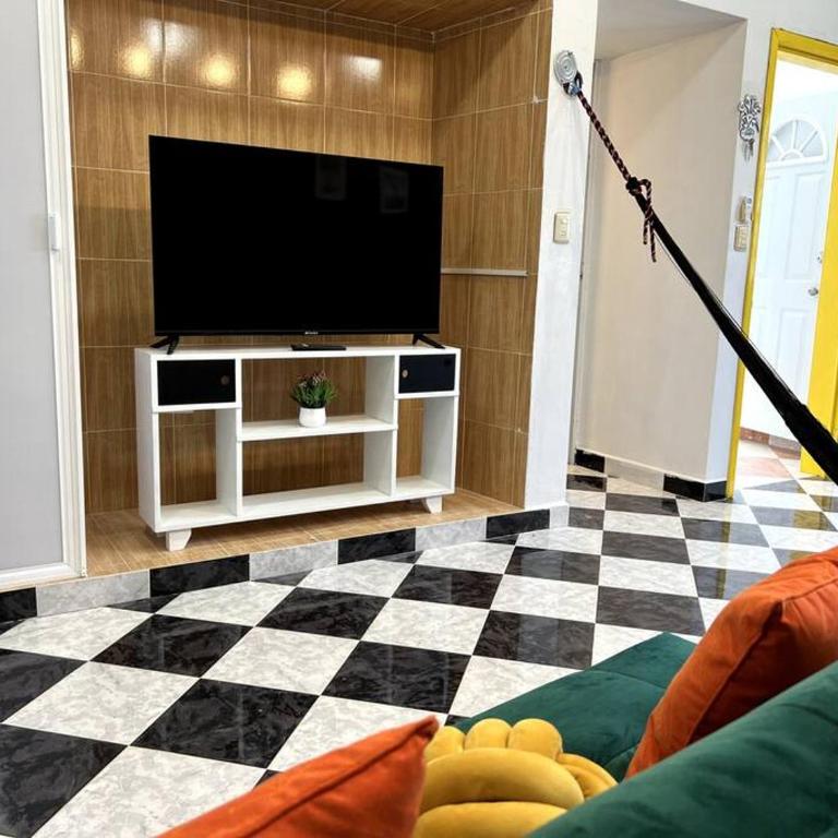 Acogedor y colorido estudio con cama King Size - One-Bedroom Apartment - 37
