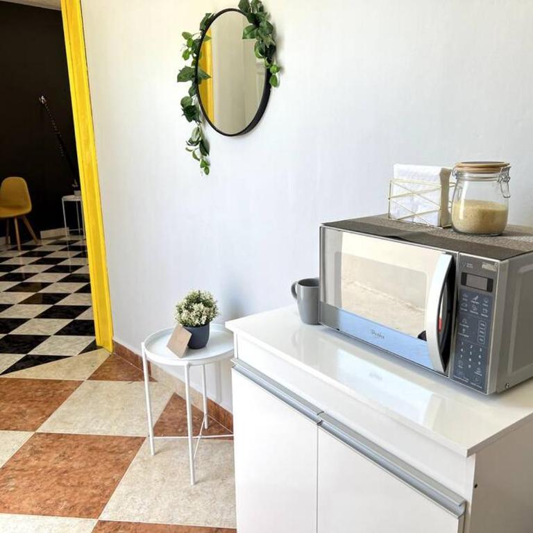 Acogedor y colorido estudio con cama King Size - One-Bedroom Apartment - 24