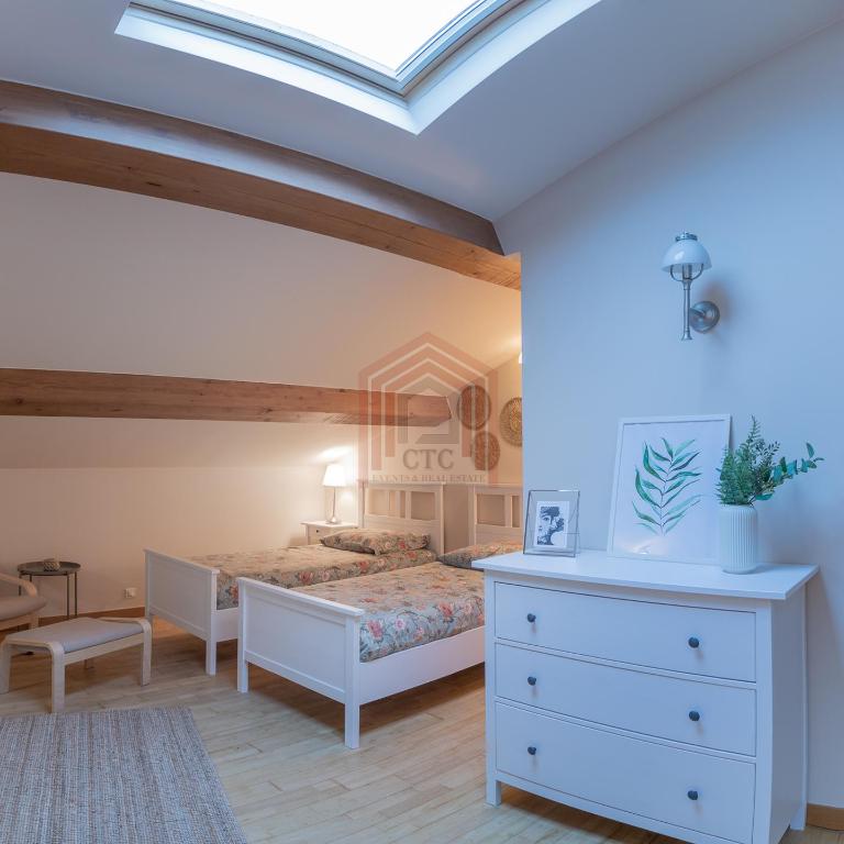 Cannes Rue d'Antibes: Agréable quatre pièces - Appartement 3 Chambres - 10