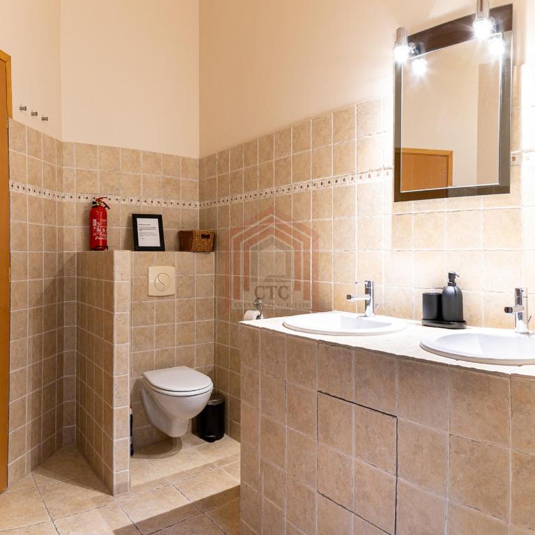 Cannes Rue d'Antibes: Agréable quatre pièces - Appartement 3 Chambres - 15