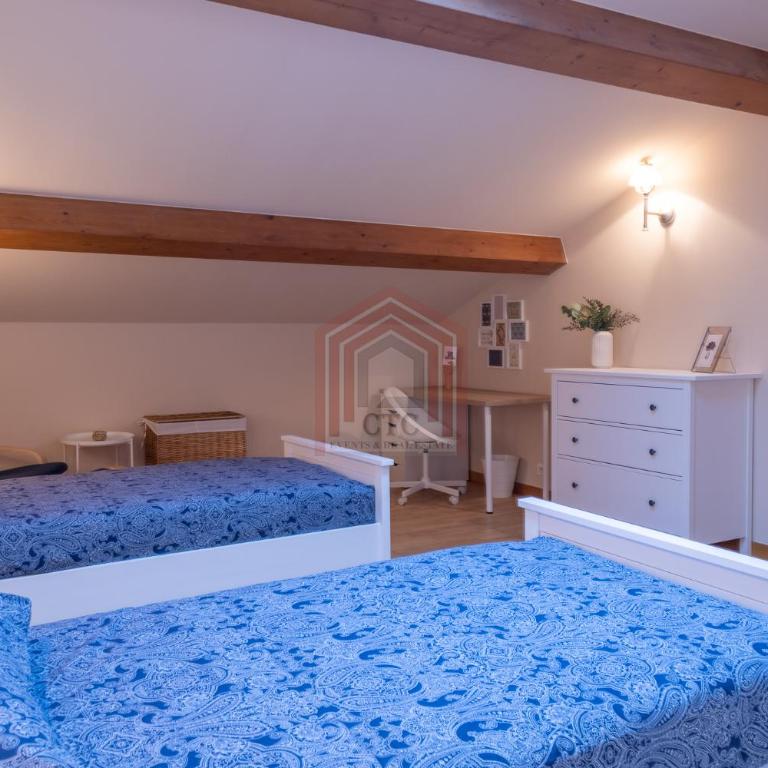 Cannes Rue d'Antibes: Agréable quatre pièces - Appartement 3 Chambres - 25