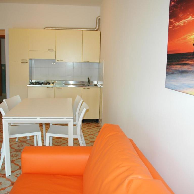 Residence Isvico - Appartamento con 2 Camere da Letto e Terrazza - 13
