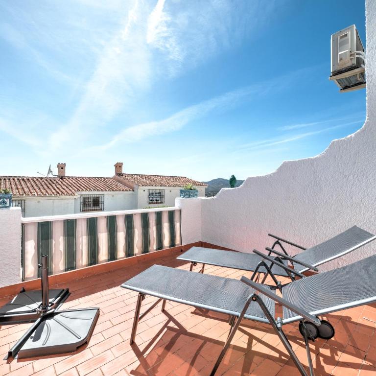 Beautiful Townhouse with two terraces in Nerja - Villa de 2 dormitorios - 2