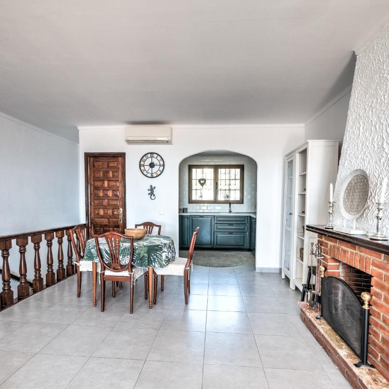 Beautiful Townhouse with two terraces in Nerja - Villa de 2 dormitorios - 13