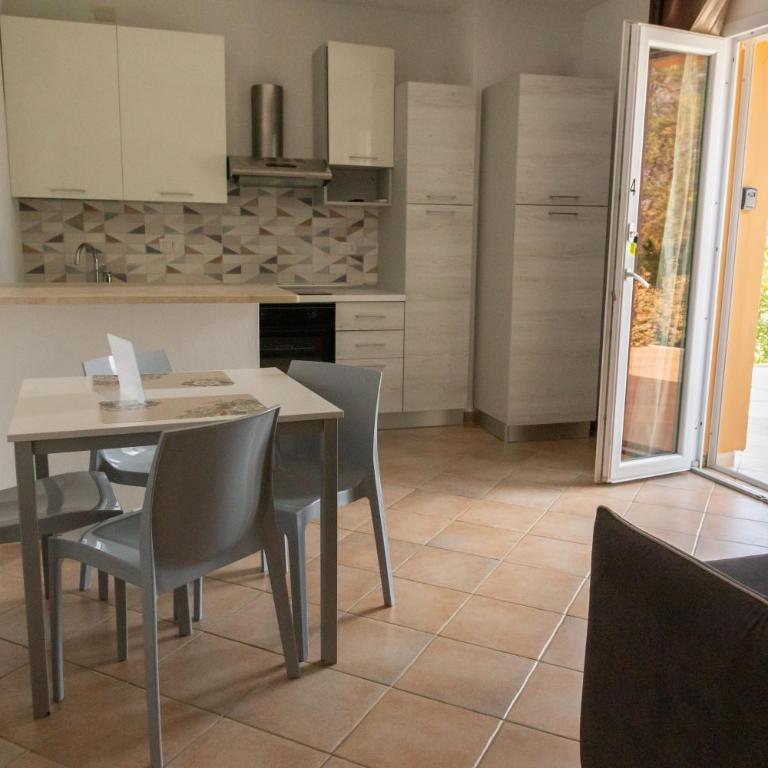 MARIS Apartments - Holiday Homes - Appartamento Superior con 1 Camera da Letto e Balcone - 1