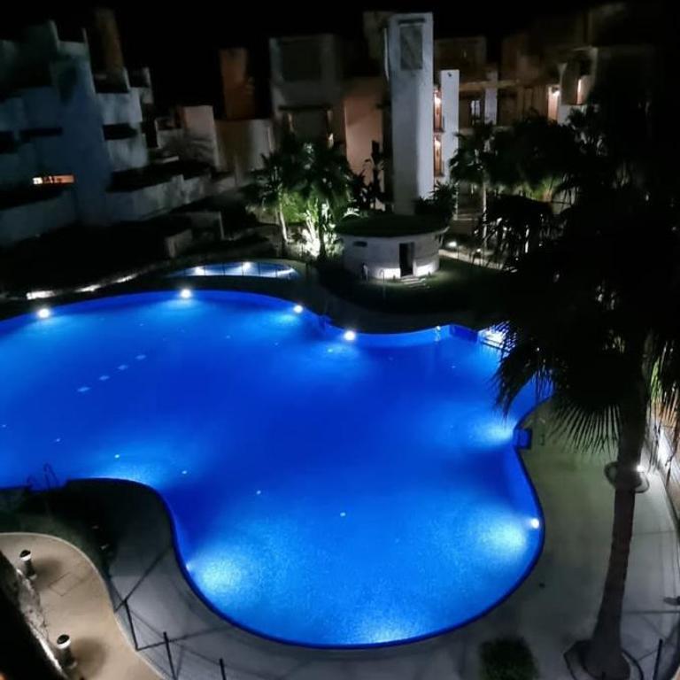 Apartamento lujo en primera línea de playa en Bahía de la Plata, Estepona - Two-Bedroom Apartment - 12