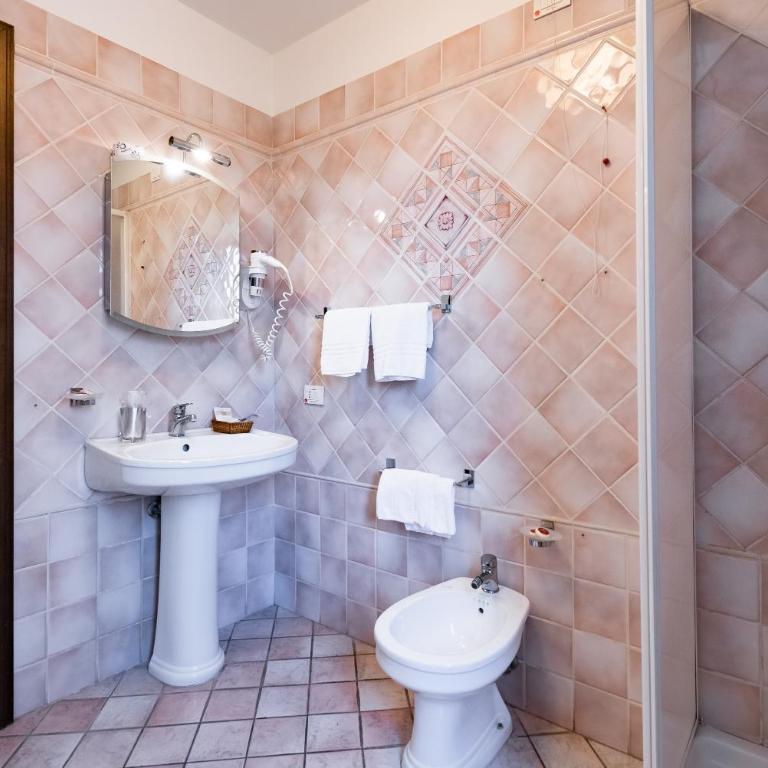 Hotel Il Ceppo - Basic Twin/Double Room - 4