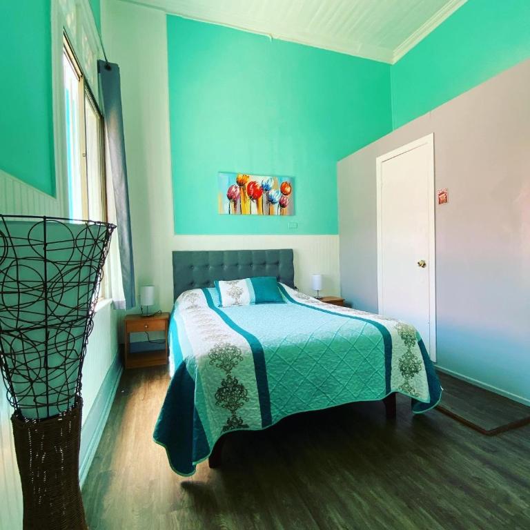 Residencial Bordemar - Family Room with Private Bathroom - 4