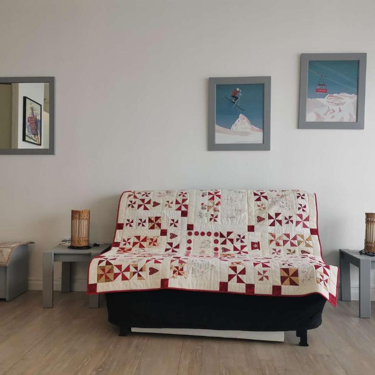 Charmant studio 4 pers avec balcon, centre station, proche pistes, ascenseur - Studio - 10