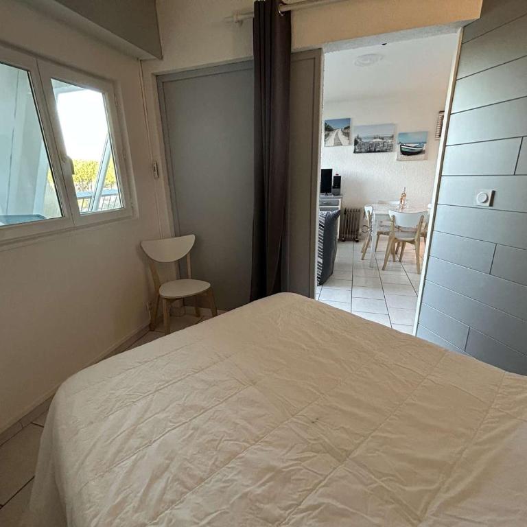 Appartement familial avec piscine et parking à Port Camargue - FR-1-250-234 - Apartment - 9