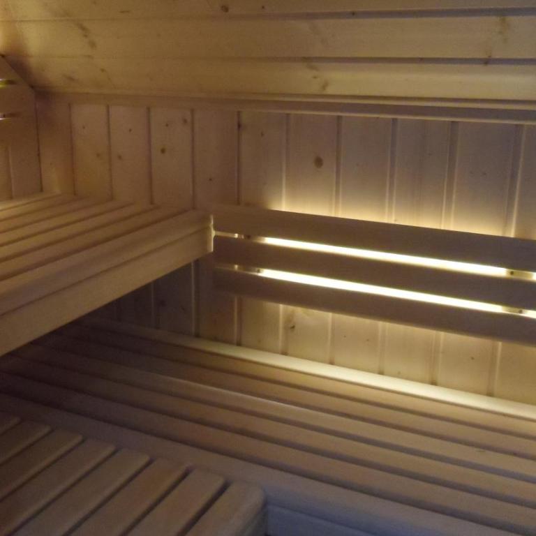 Les Loges Du Parc - Suite avec Sauna - Vue sur Lac - Kodiak - 1