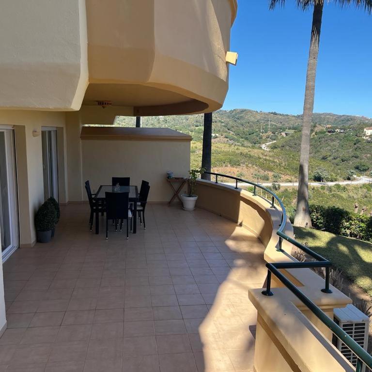 Luxury Apartment Elviria Hills - Stunning Views - Two-Bedroom Apartment - 7