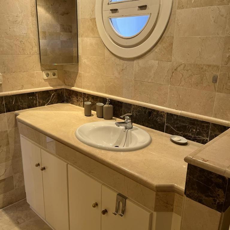 Luxury Apartment Elviria Hills - Stunning Views - Two-Bedroom Apartment - 31
