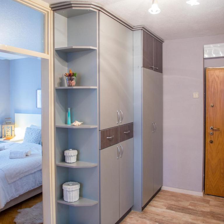 Luxe Living in Mostar - Two-Bedroom Apartment - 38