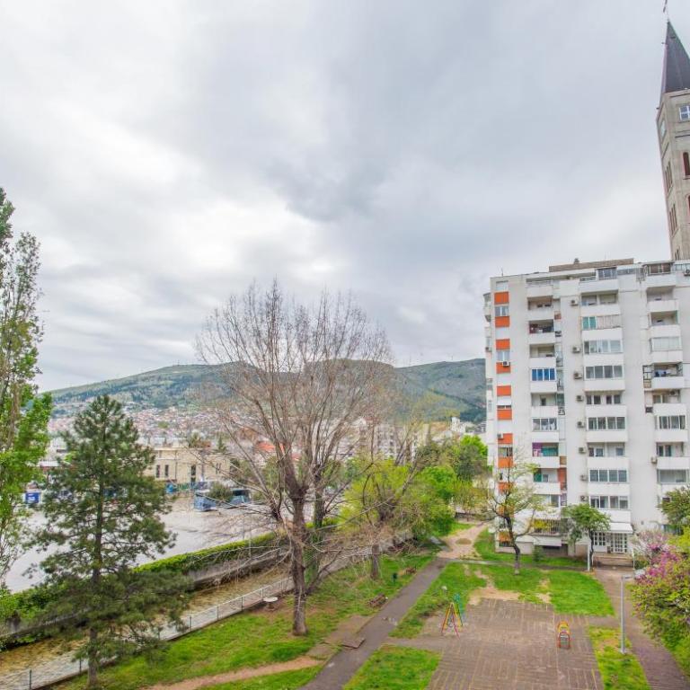 Luxe Living in Mostar - Two-Bedroom Apartment - 8