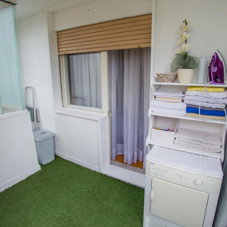 Luxe Living in Mostar - Two-Bedroom Apartment - 34
