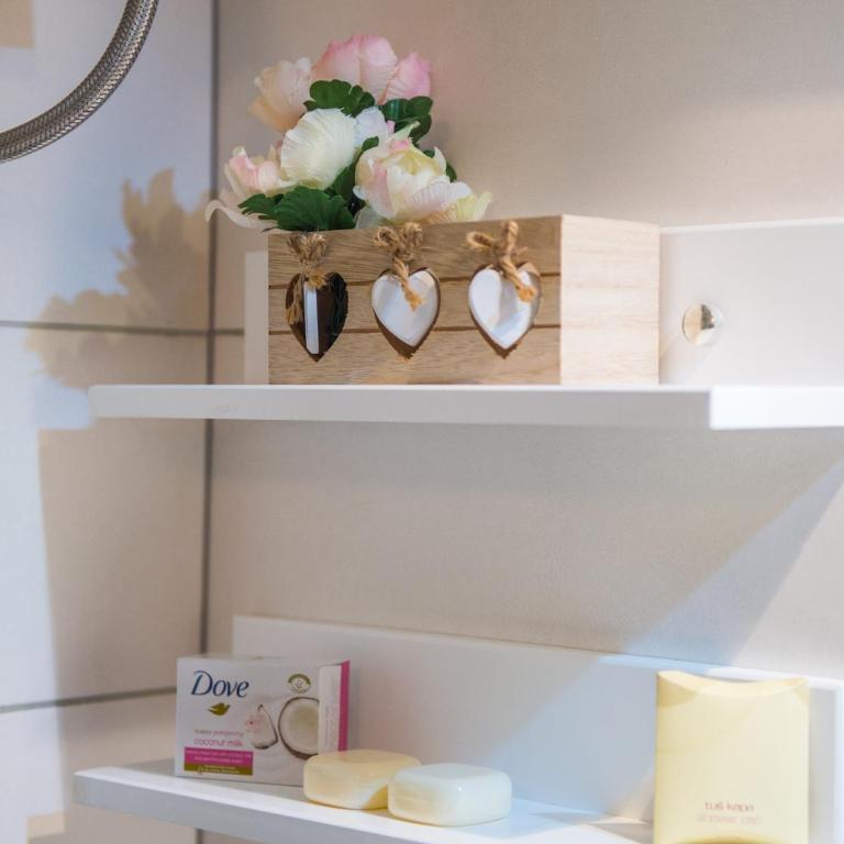 Luxe Living in Mostar - Two-Bedroom Apartment - 57