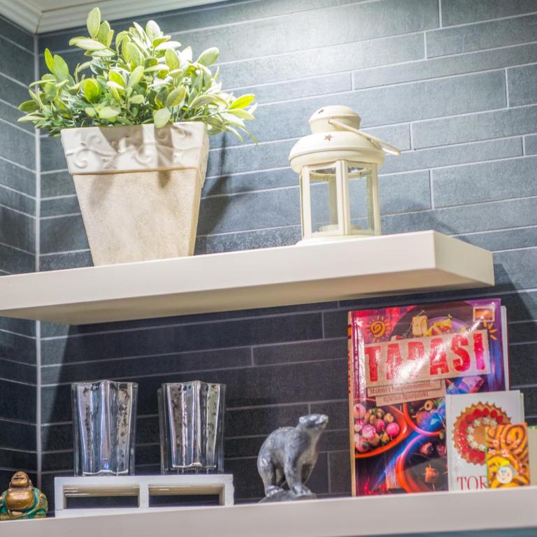 Luxe Living in Mostar - Two-Bedroom Apartment - 55