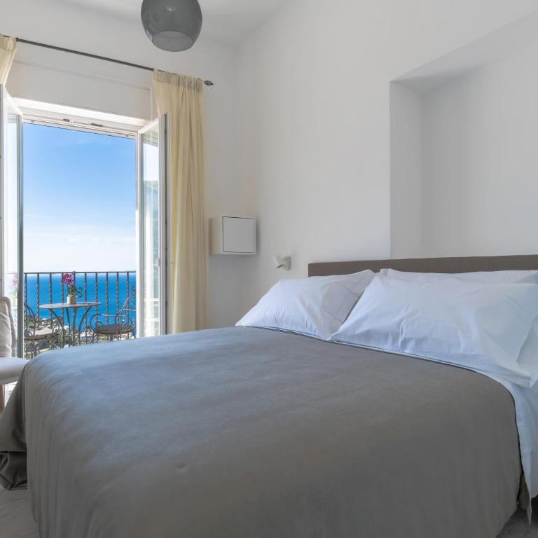 Albergo La Prora - Double Room with Balcony and Sea View - 4
