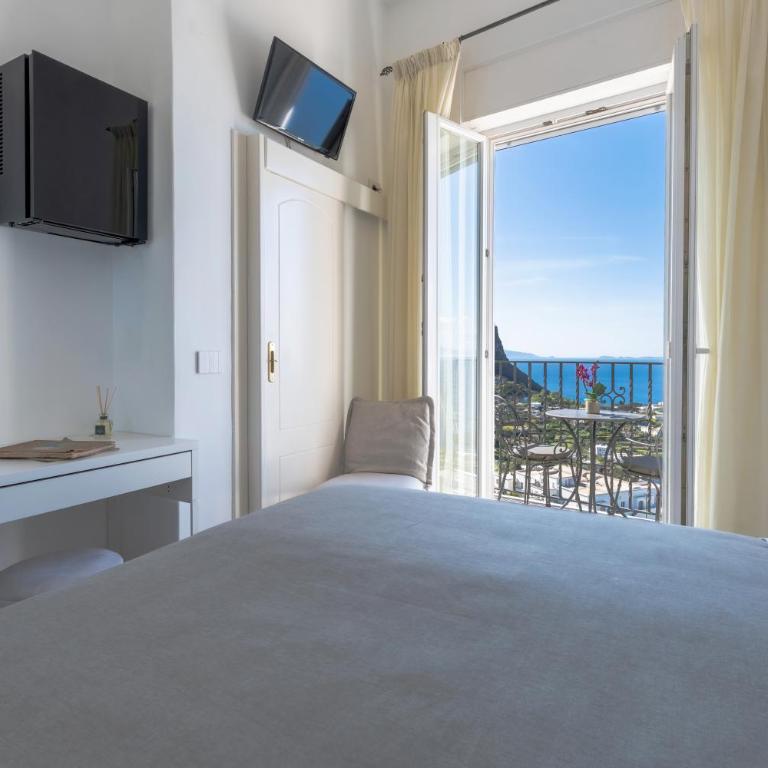 Albergo La Prora - Double Room with Balcony and Sea View - 6