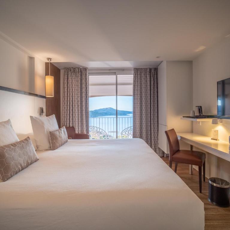 Côté Thalasso Hôtel & Spa Marin - Premium Double Room with Spa Access - 1
