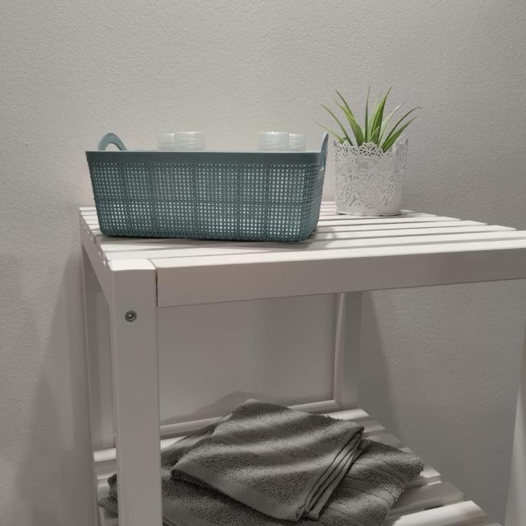 Manzoni 81 Apartment - Three-Bedroom Apartment - 33