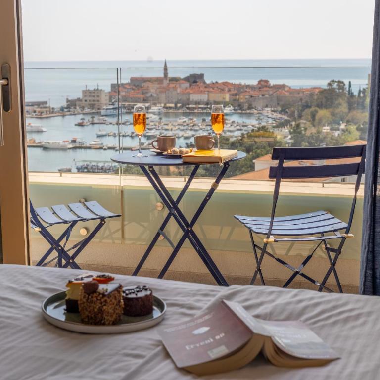 City Apartments 2 - Studio Apartment with Sea View - 1