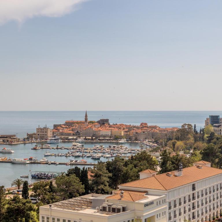 City Apartments 2 - Studio Apartment with Sea View - 14