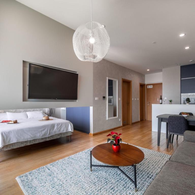 City Apartments 2 - Studio Apartment with Sea View - 4