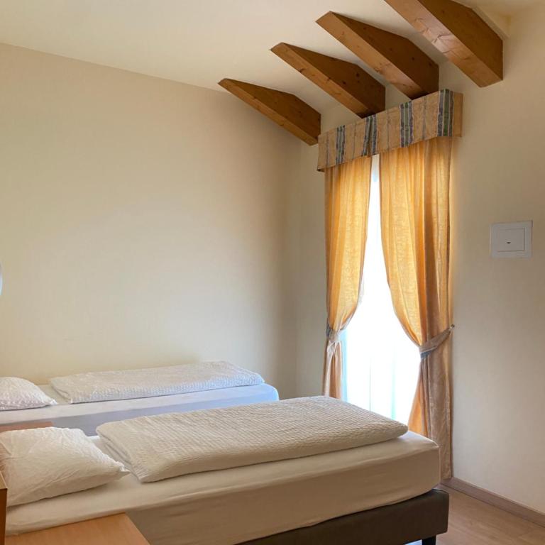 Al Brenta - Camera Doppia con Letti Singoli con Bagno - 6