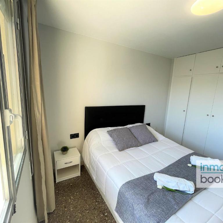 Rhin Salou, climatizado, piscina y cerca de la playa - Apartamento de 2 dormitorios - 18