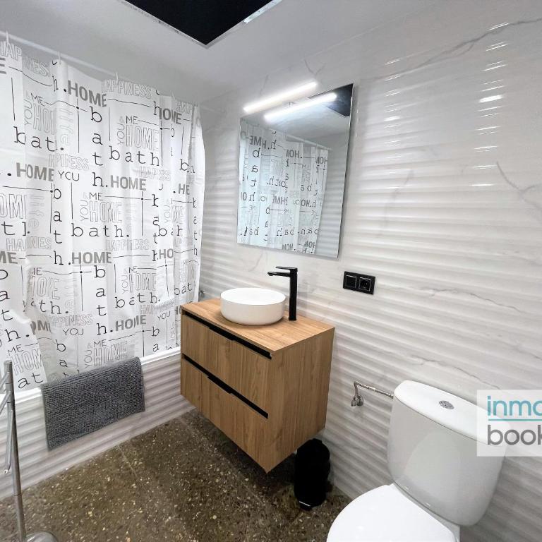 Rhin Salou, climatizado, piscina y cerca de la playa - Apartamento de 2 dormitorios - 22